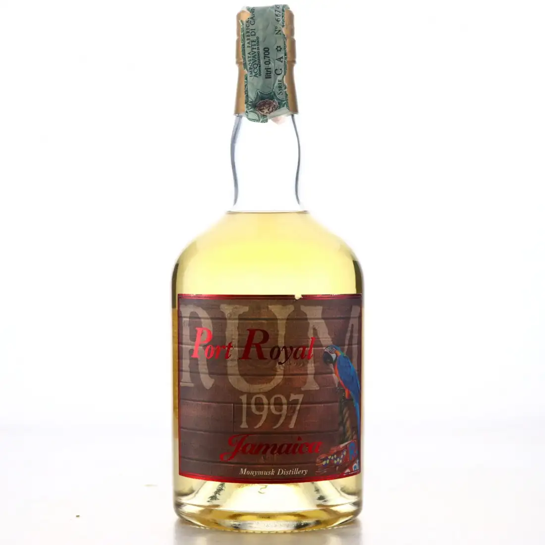 Image of the front of the bottle of the rum Port Royal